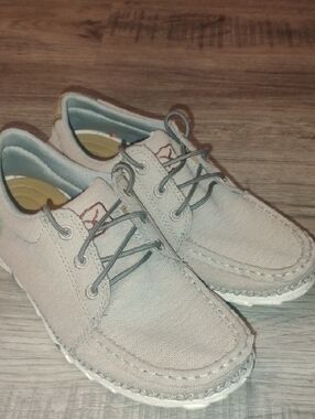 Twisted X Casual Canvas Boat Shoes in Light Beige Women's Size 7.5